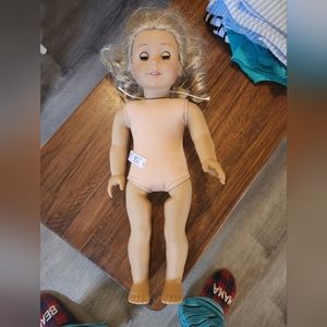Caroline Abbott American Girl doll